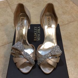 BADGLEY MiSCHKA heels